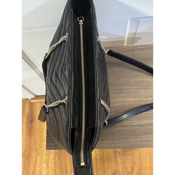 DKNY VERONICA BLACK TOTE EUC MSRP $268. - Picture 7 of 8